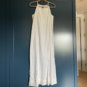 JCrew white linen maxi dress. Size small in brand new unworn condition.